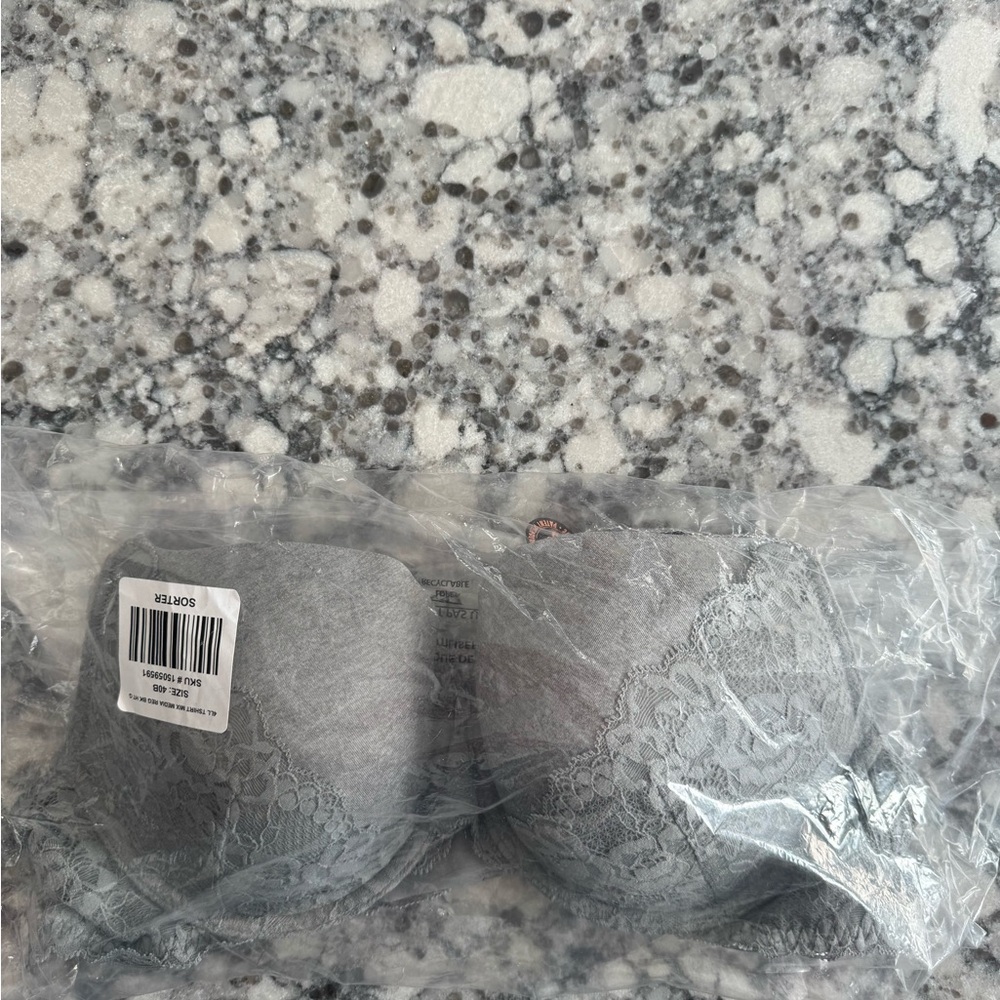 Torrid Lightly Lined Gray T Shirt Bra - Picture 3 of 3